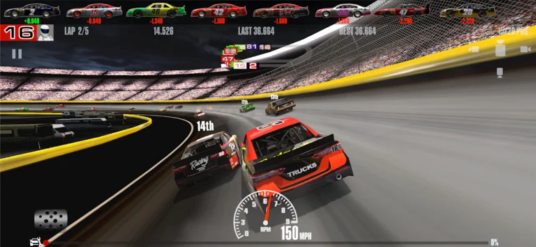 Скриншот приложения Stock Car Racing — скриншот 1
